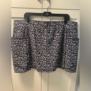 New without tags Chico’s Zenergy skort